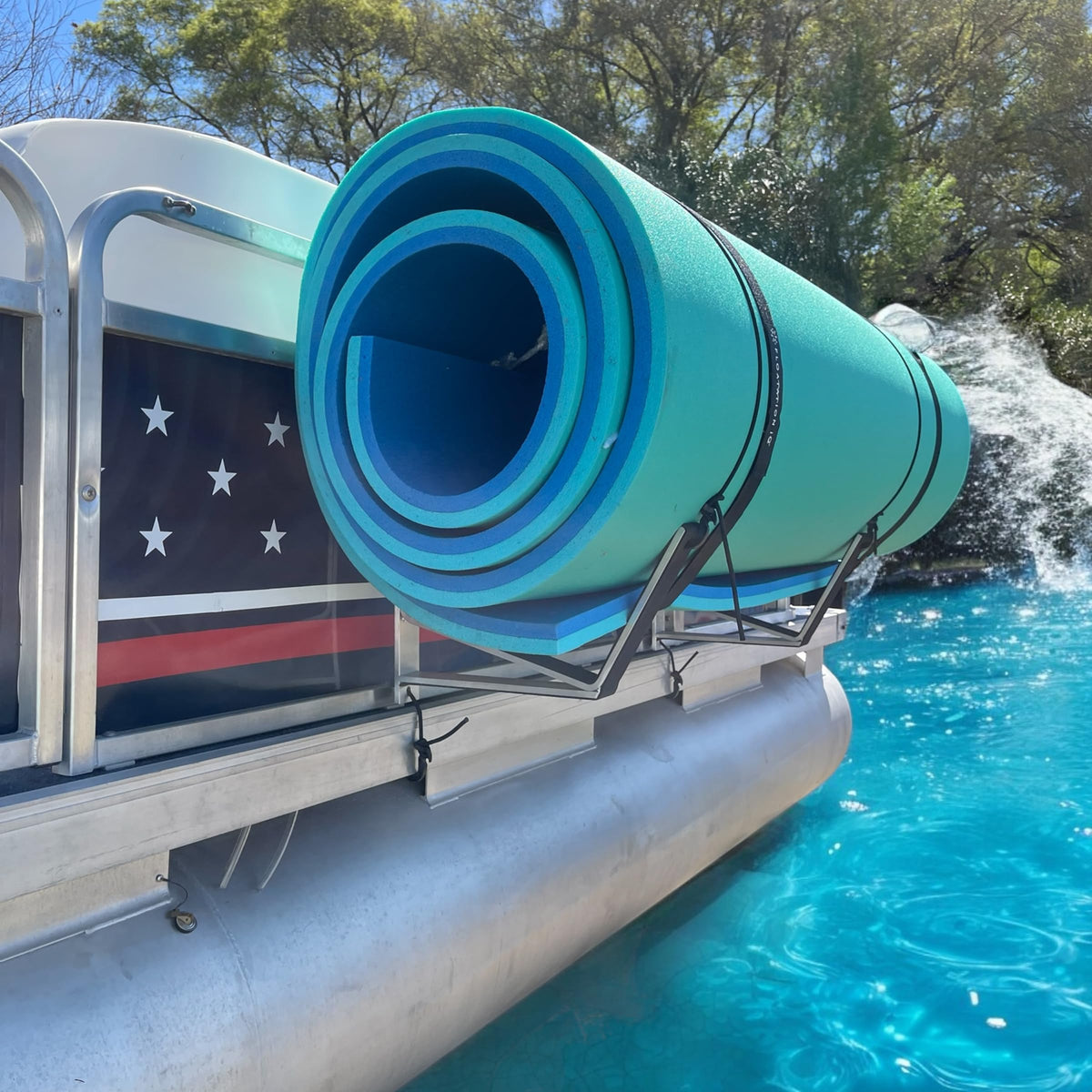 Pontoon Boat Water Mat Solution w/Storage Rack