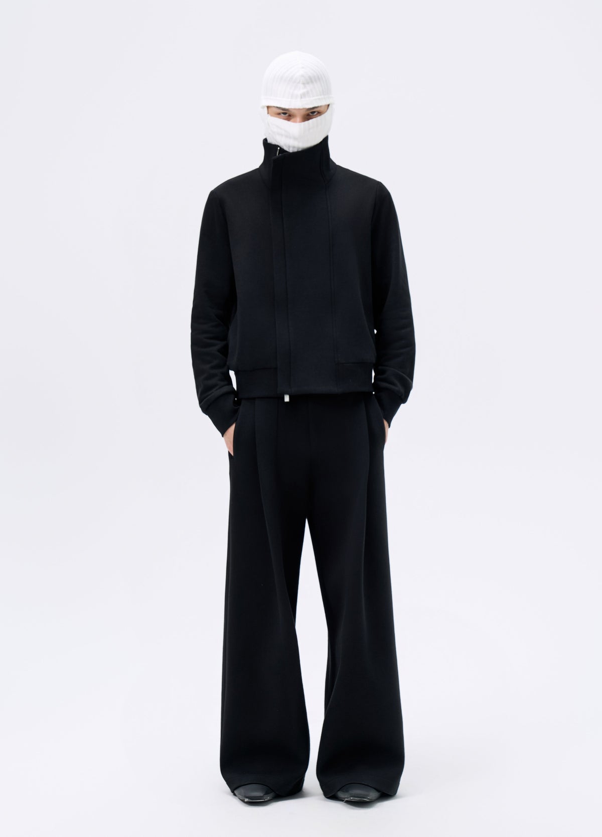 25FW BLACK ZIP CROPPED JACKET