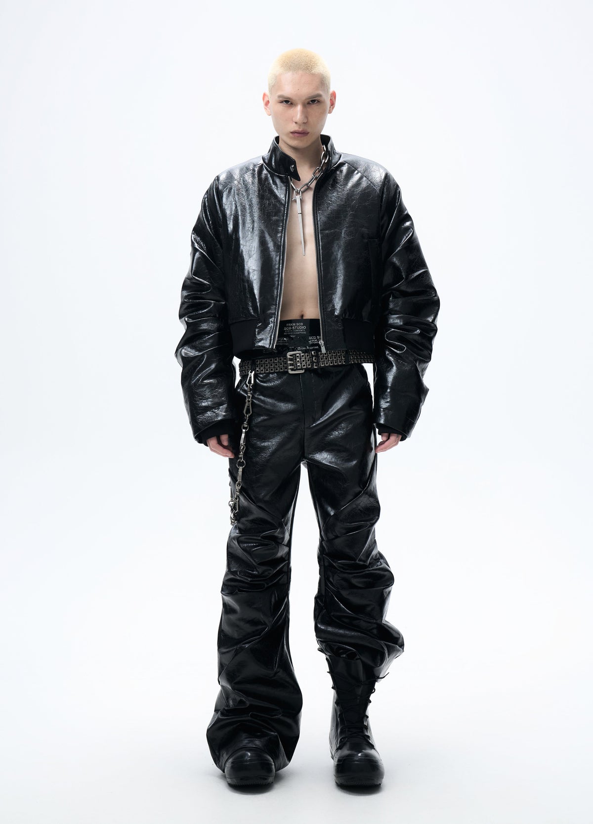 25FW PLEATED LEATHER PUFFER JACKET
