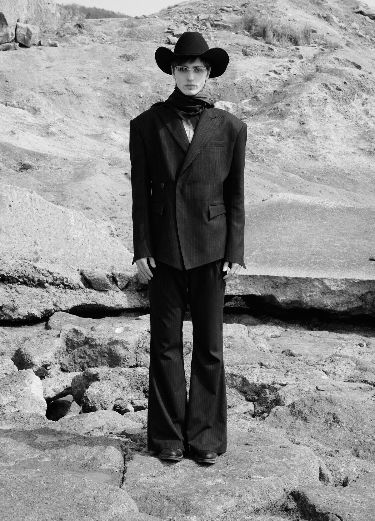 25SS BLADE STRIPE DECONSTRUCTED SUIT