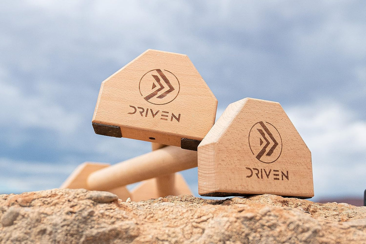 Calisthenics parallettes wood for training planche fitness 6 pack abs