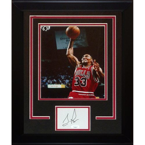Scottie Pippen Autographed Chicago Bulls Signature Series Frame - JSA