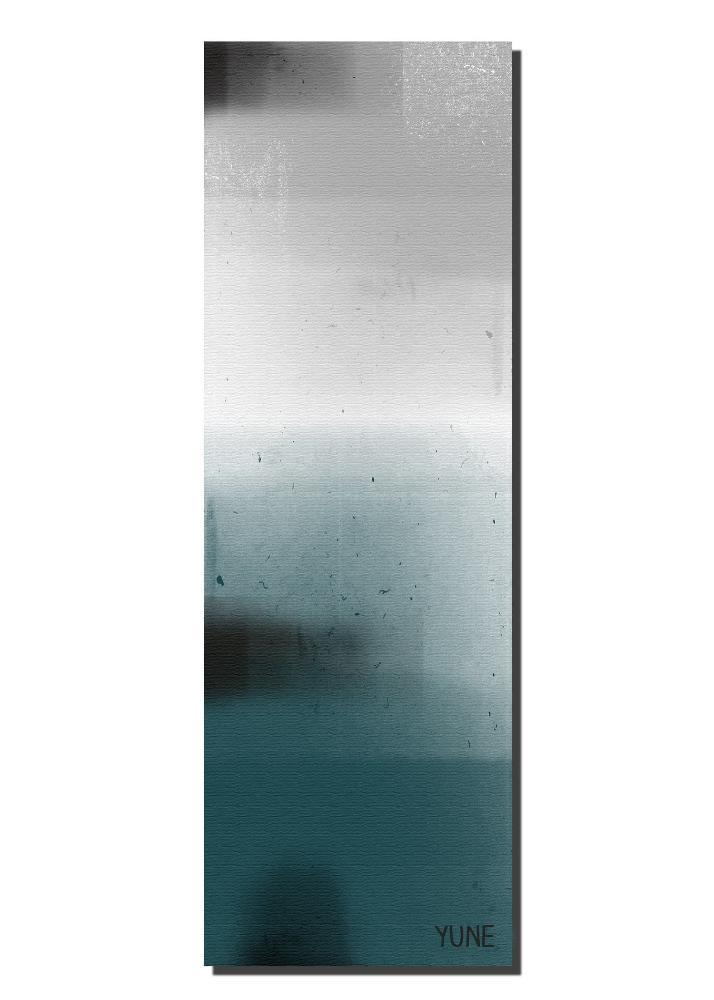 Hoth Yoga Mat – Premium Grip, Supportive Cushion, and Cool Minimalist Design for Every Practice