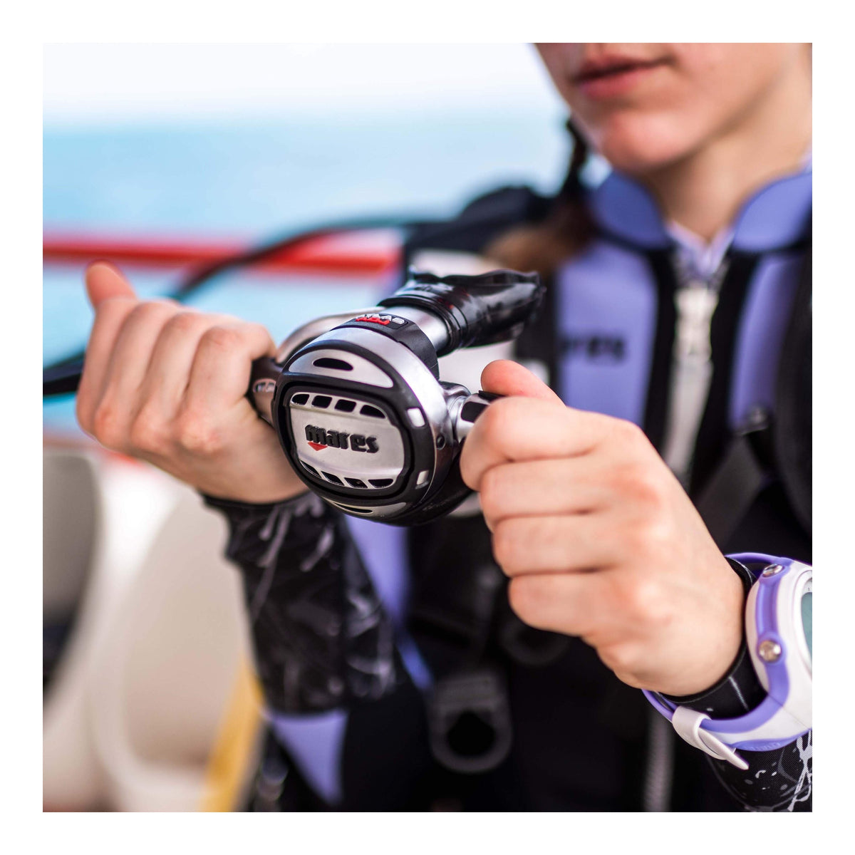 Mares Atlas ADJ 62X TBP Scuba Regulator - 416268_Atlas_Lifestyle2