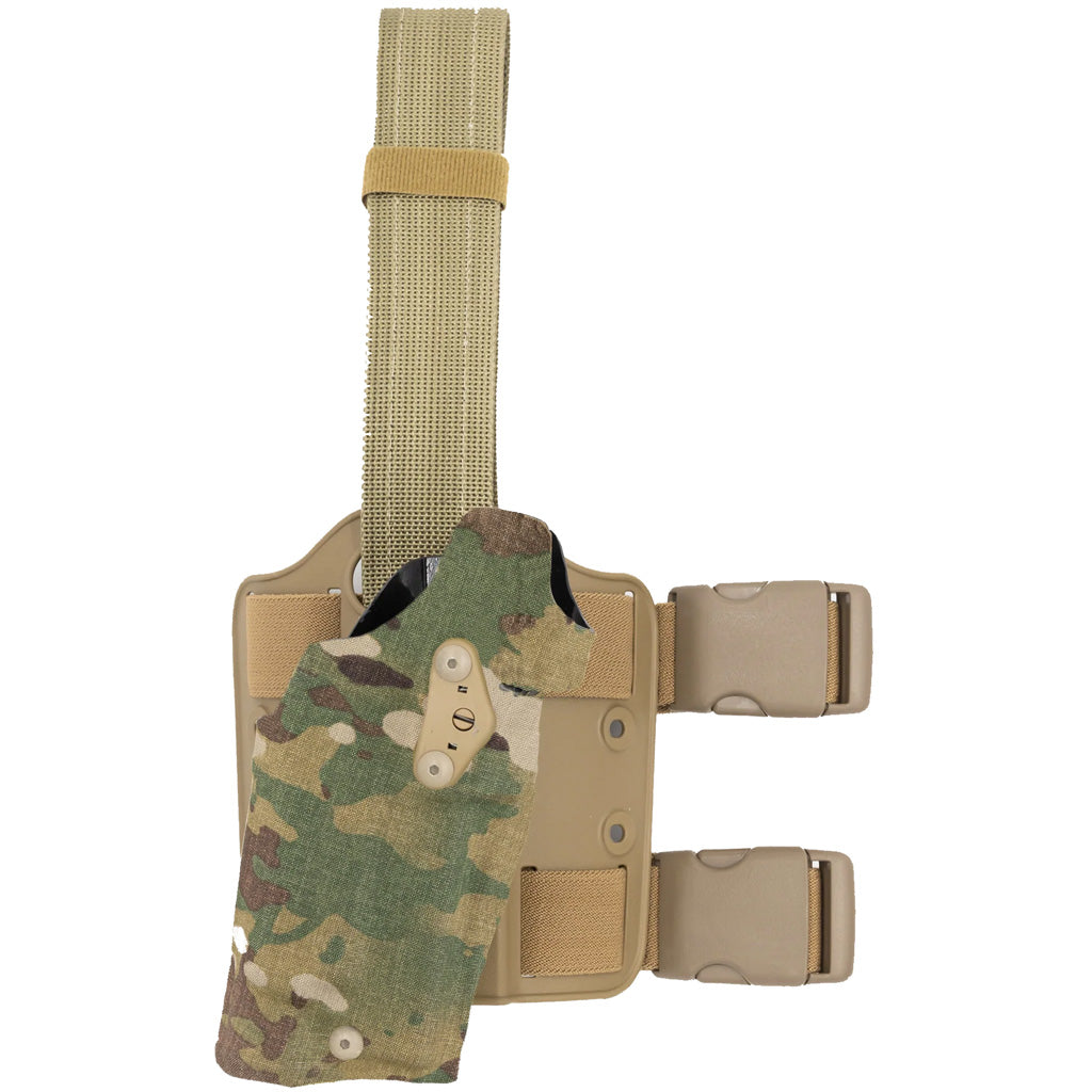Safariland 6354DO OWB Holster in Glock 19/23 X300U MultiCam RH - Front View