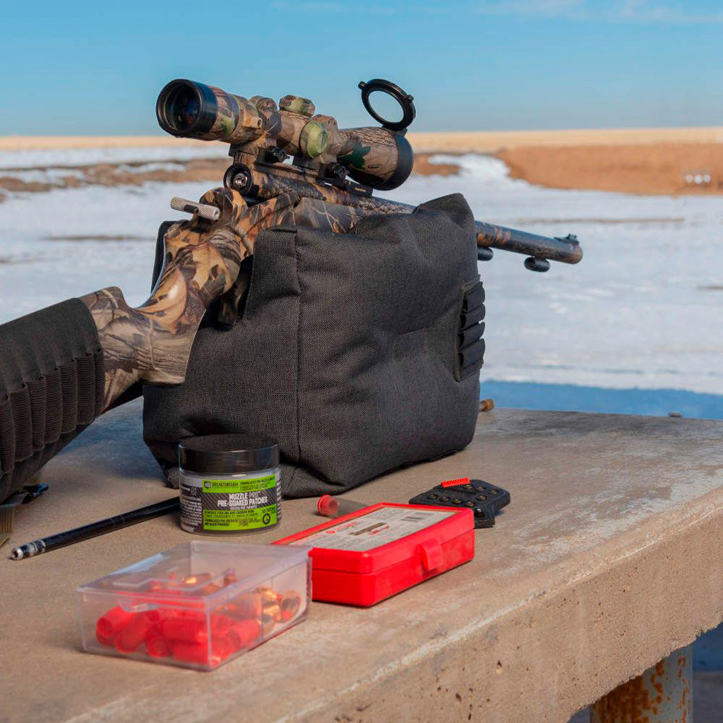Breakthrough MuzzlePro Pre-Soaked Cleaning Patches - Alternate View 2