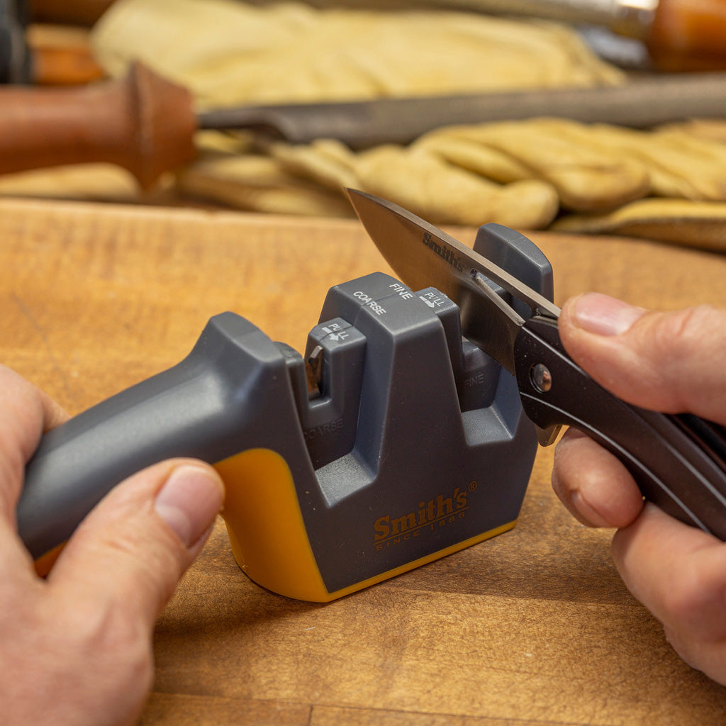 Smiths Pull-Thru Knife Sharpener - Alternate View 2