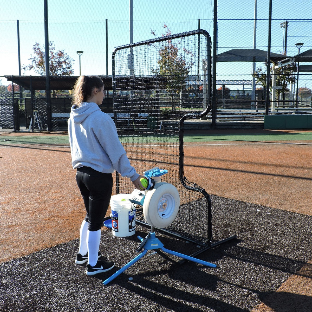 JUGS Standard C-Shaped Softball Screen, 7 x 5 ft - Alternate View 6