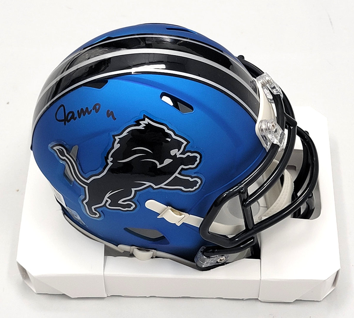 Jameson Williams Autographed Detroit Lions 2024 ALT Mini Helmet Beckett Witnessed