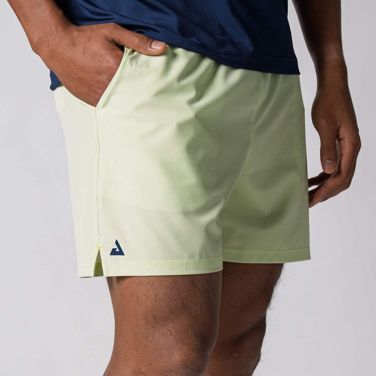 Men's Woven Shorts (5") product image