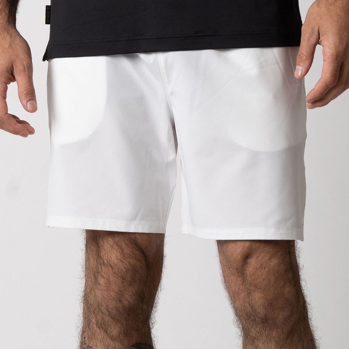 Men's Woven Shorts (7") product image