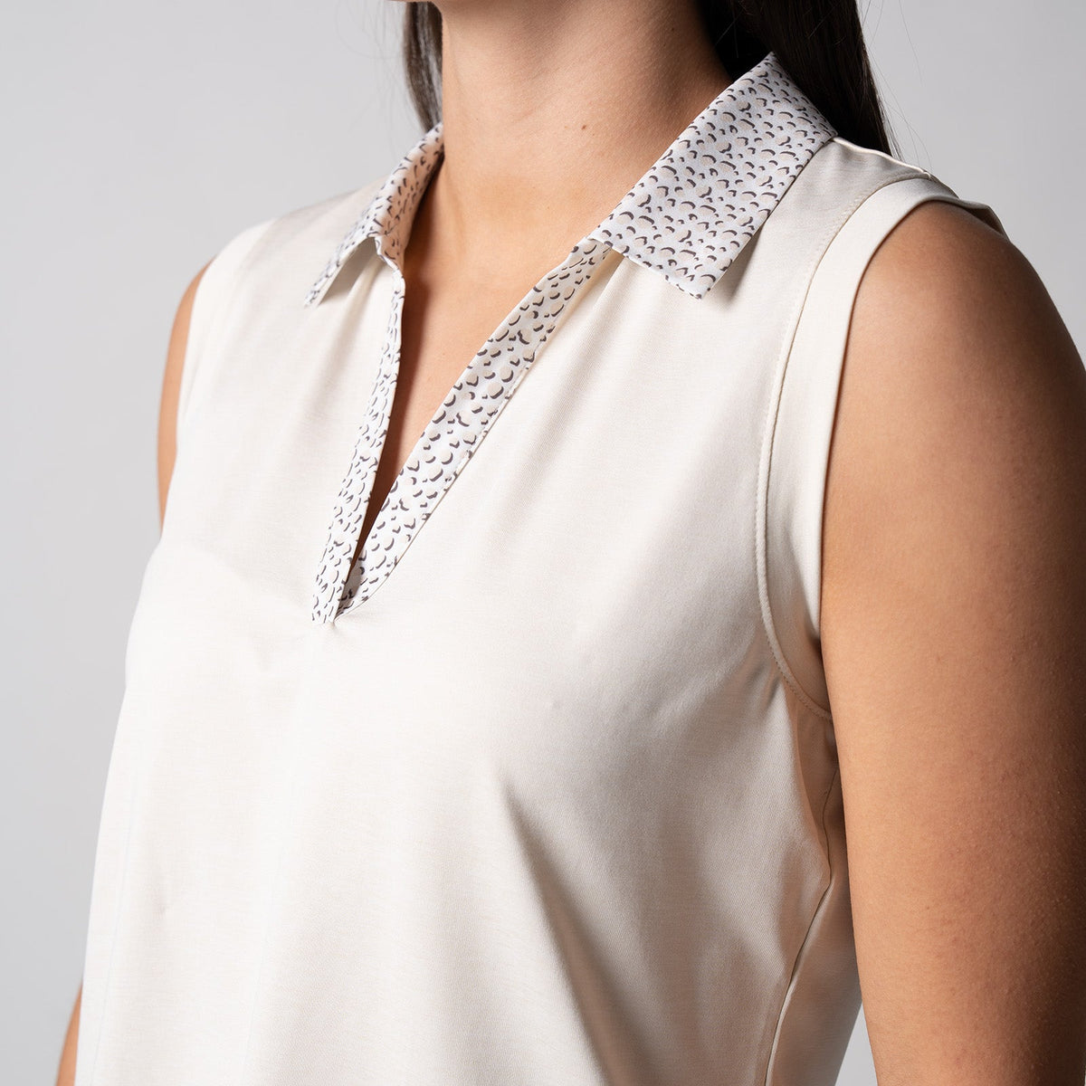 Women's Club Sleeveless Polo product image