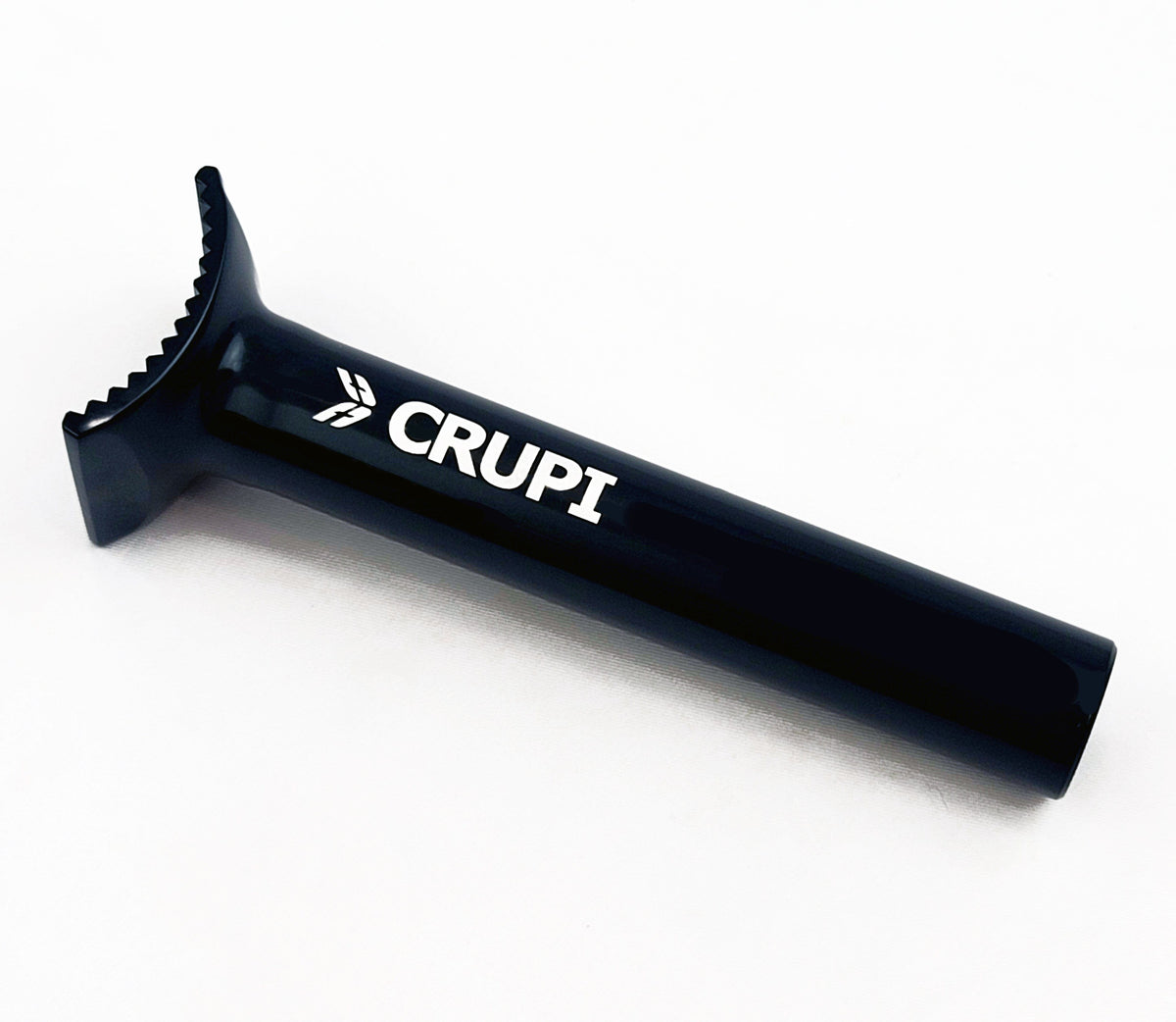 Crupi Pivotal Posts Black - View 2