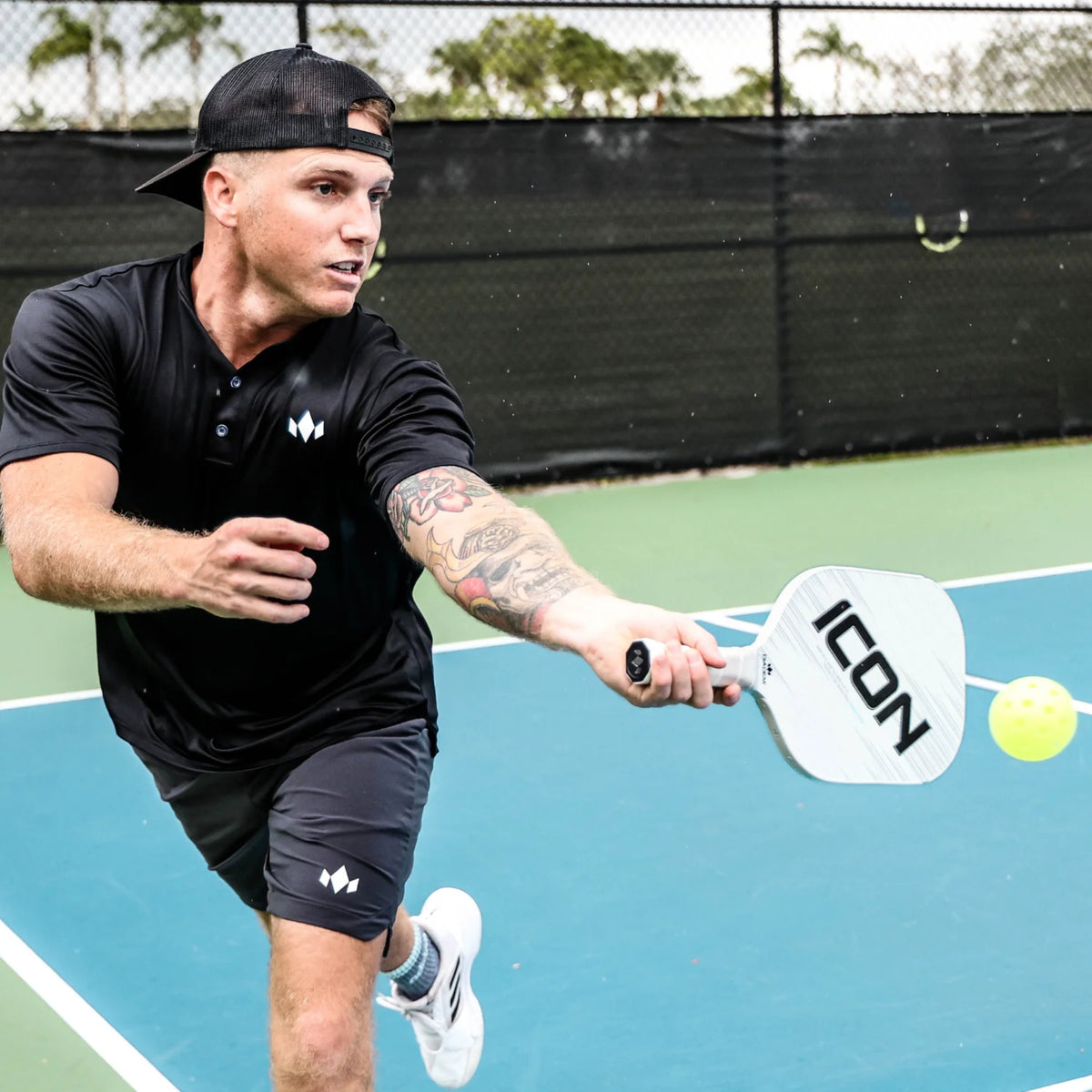 Diadem Icon V2 White Pickleball Paddle