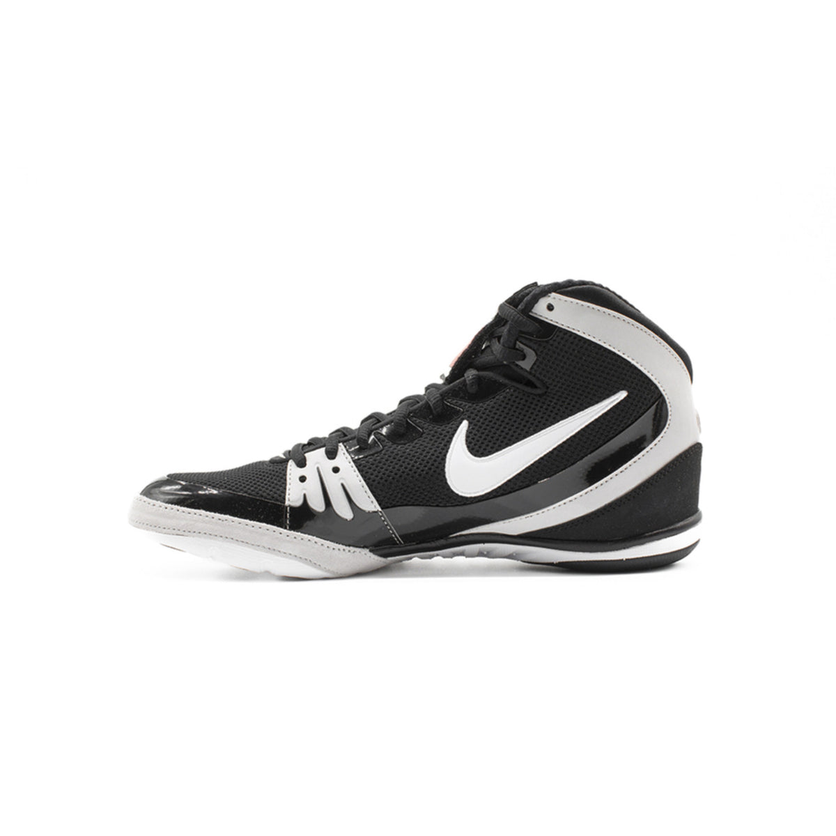 Nike Freek Black / White Men's Wrestling Shoes