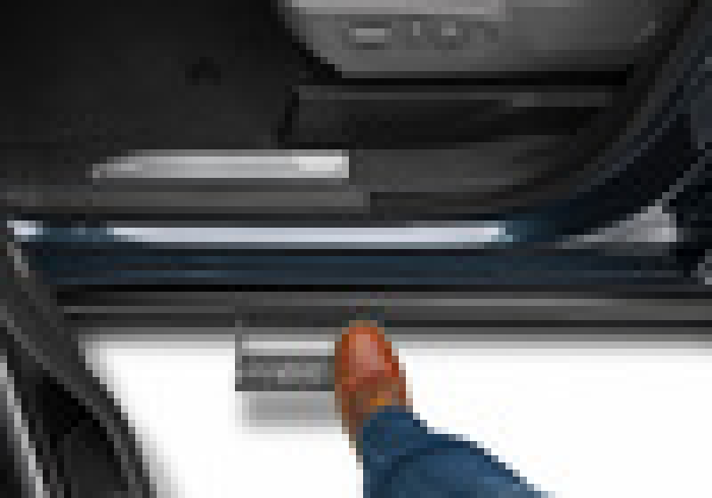 N-Fab RKR Step System 2019 Chevy/GMC 1500 Crew Cab - Cab Length - Tex. Black - 1.75in - View 11