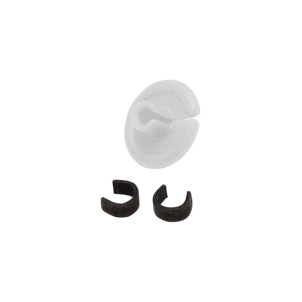 October Mountain String Love 2.0 Kisser Button in White 1 pk. - Front View