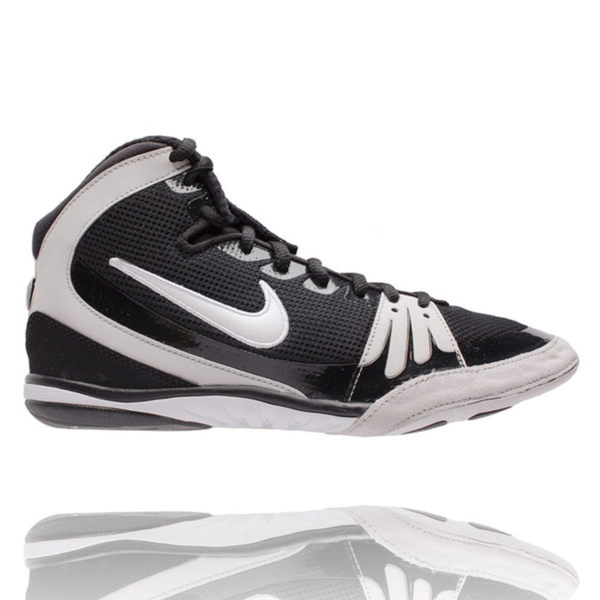 Nike Freek Black / White Men's Wrestling Shoes