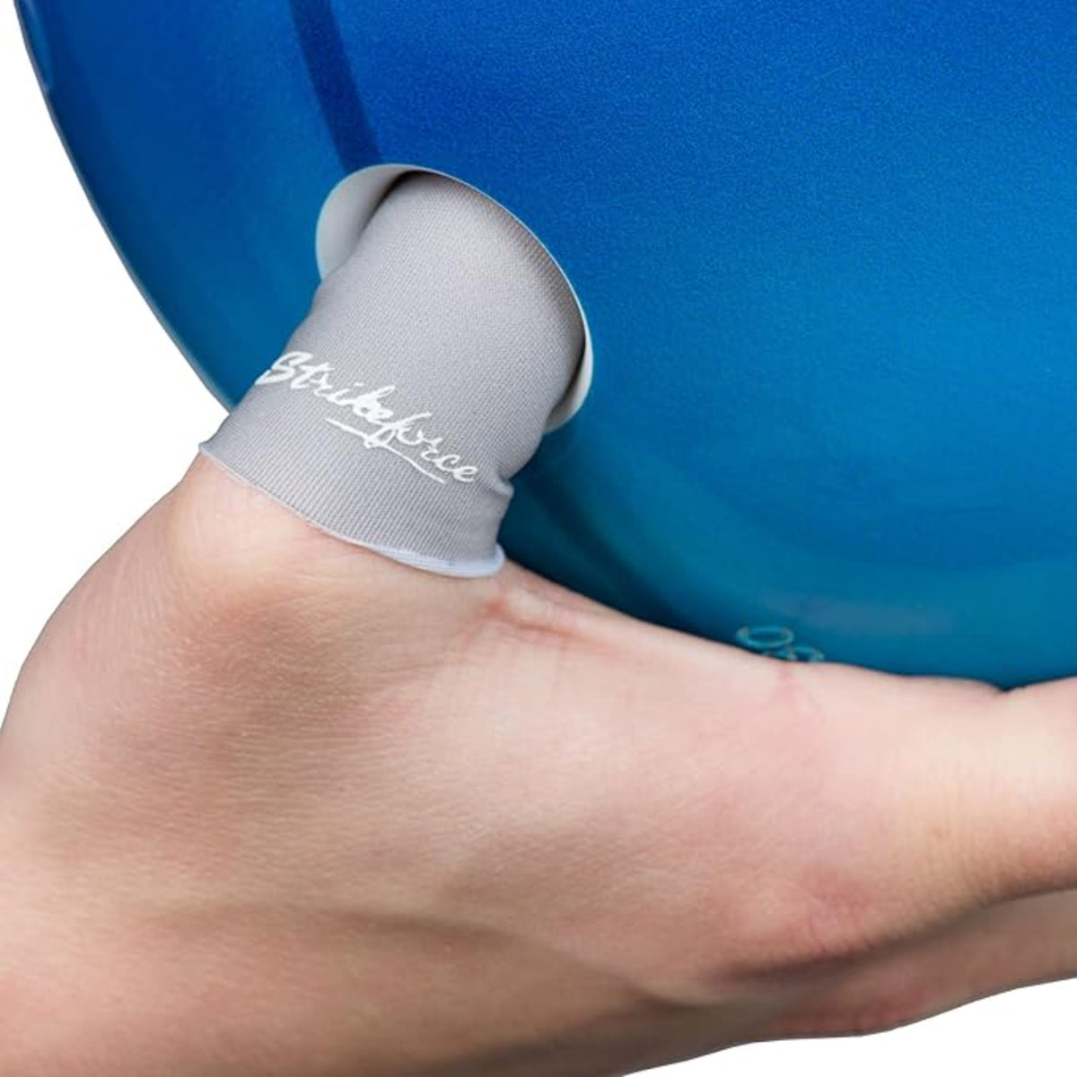 krstrikeforce-bowling-thumb-sock-2-pack
