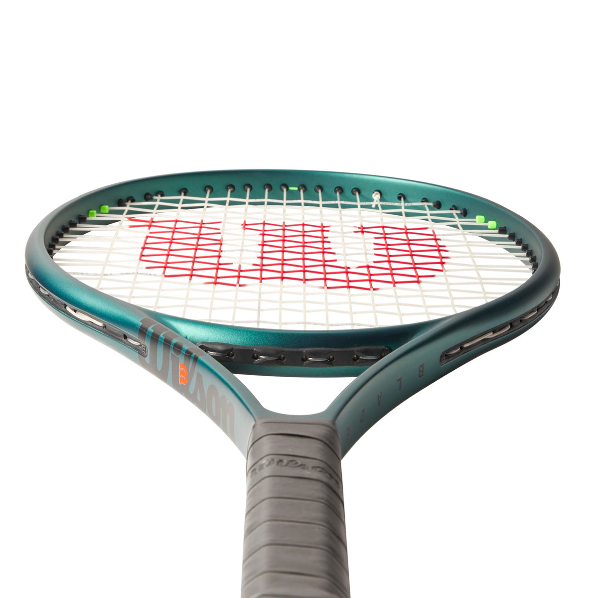 Wilson Blade 25 V9 Junior Tennis Racket, Strung, Emerald Green - alternate view 3