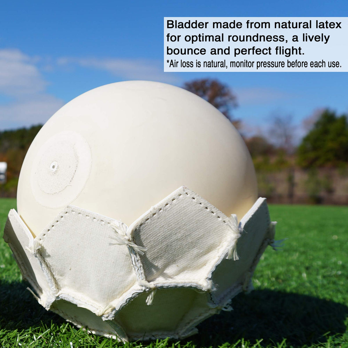 Select Numero 10 NFHS v26, High School Match Ball - Detail View 5