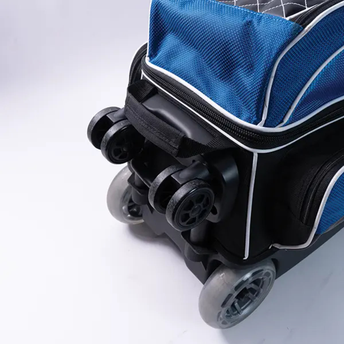 KR Strikeforce Royal Flush 3 Ball 360 Triple Roller Royal Bowling Bag