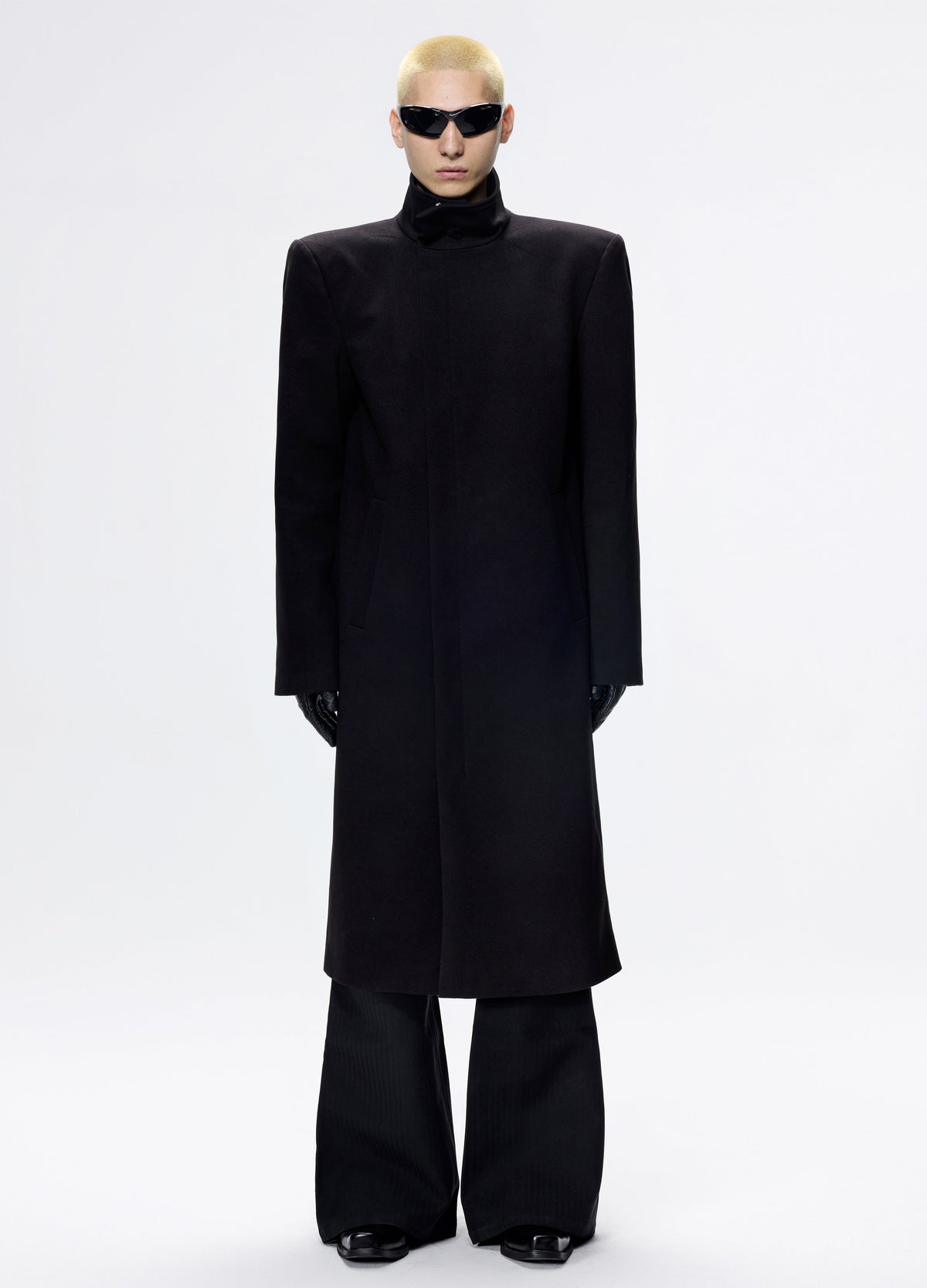 25FW SHARP SHOULDER WOOL COAT