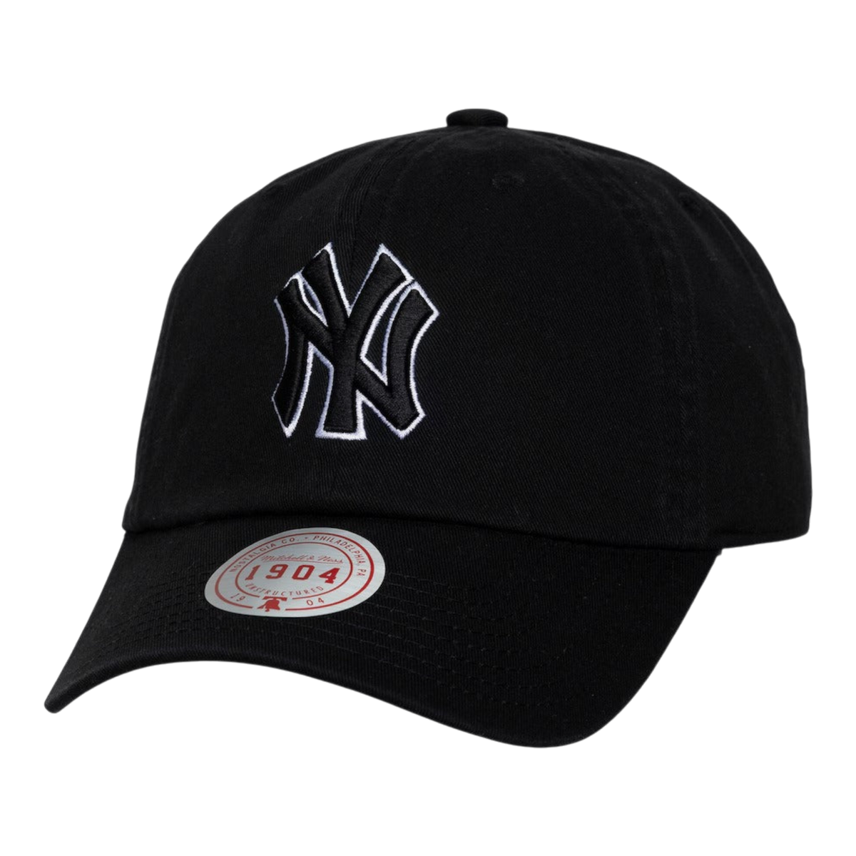 Mitchell & Ness New York Yankees Men's Strapback Hat — Black/White
