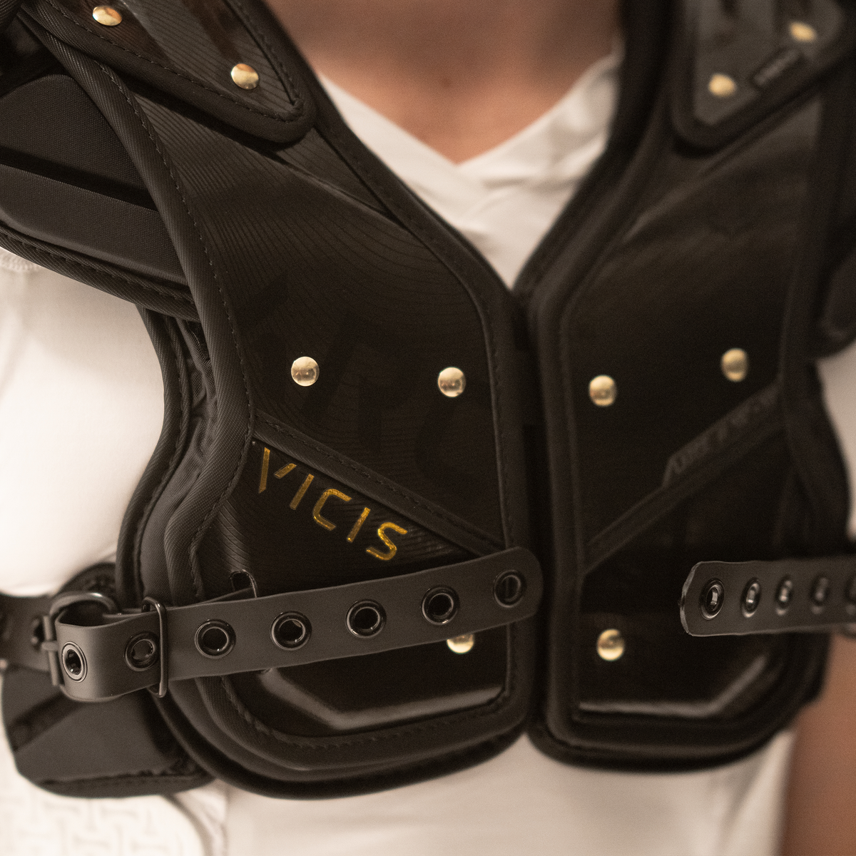 VICIS Arc_V1 Varsity Shoulder Pads - All-Purpose - view 10