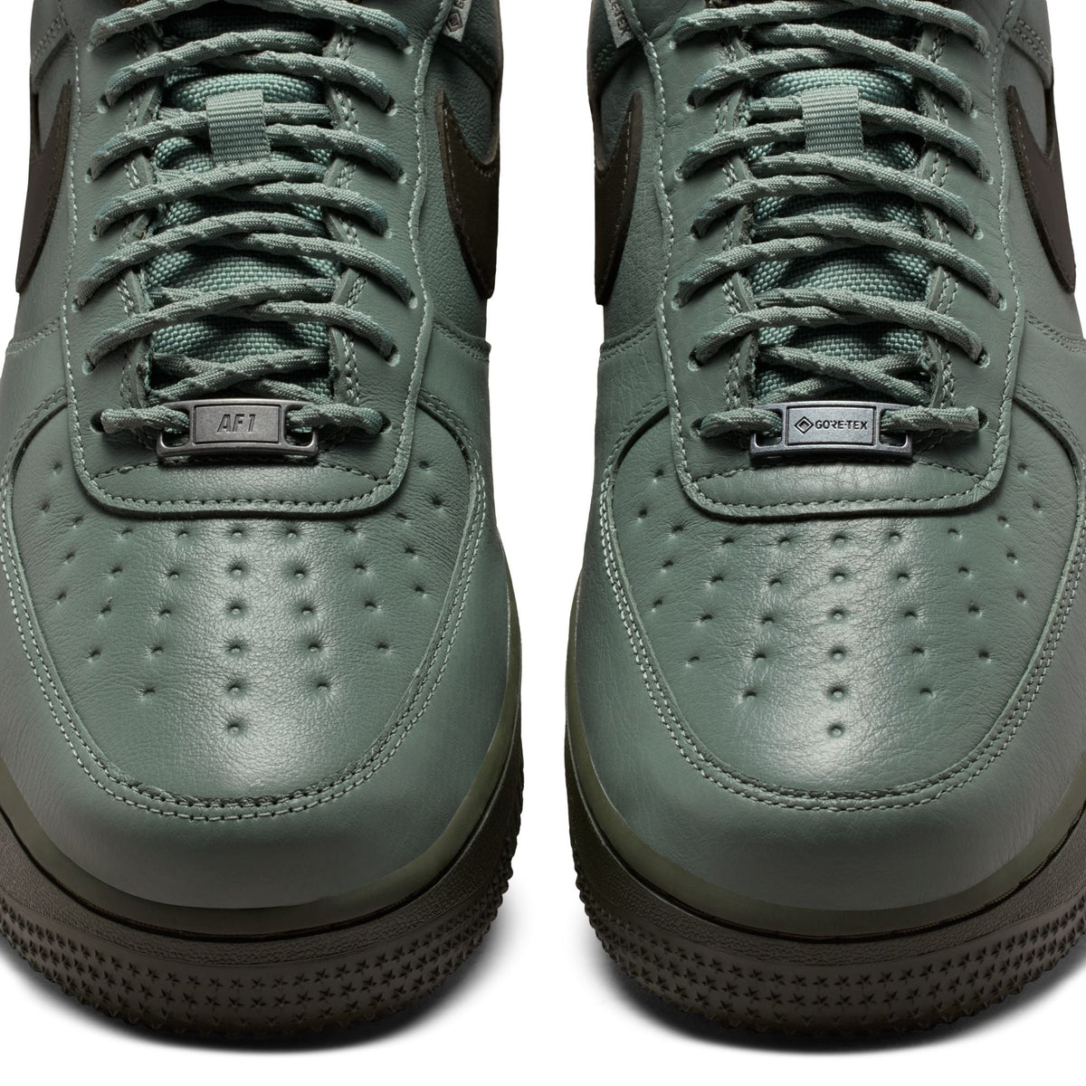 Nike Air Force 1 GORE-TEX Vibram Mens Clay Green HV5953-300, front lacing pair detail