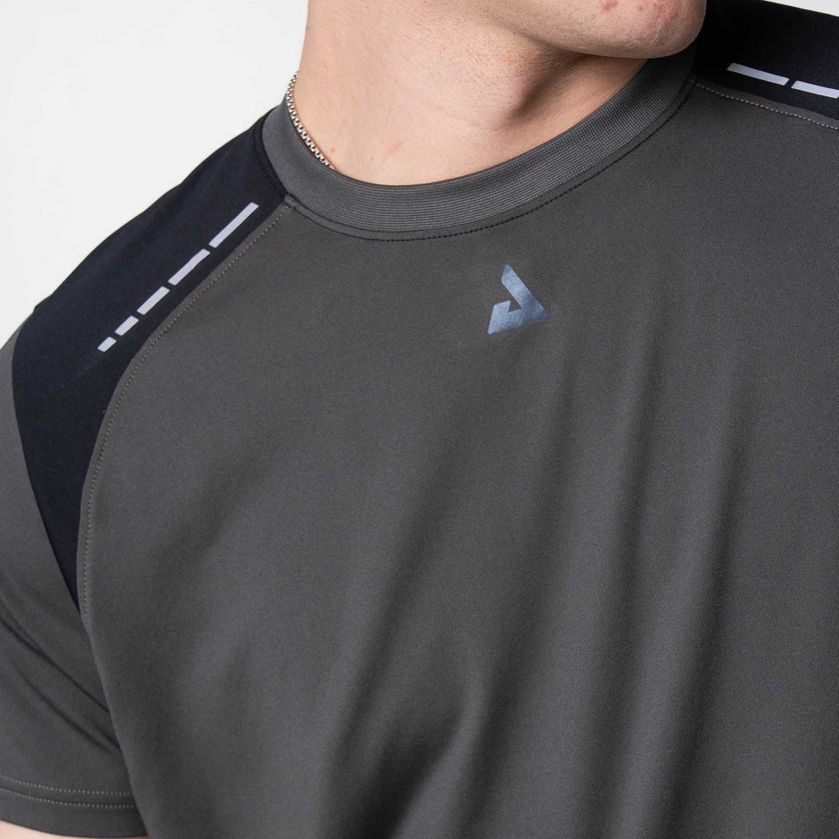 Men's Court Hybrid Short Sleeve Shirt product image