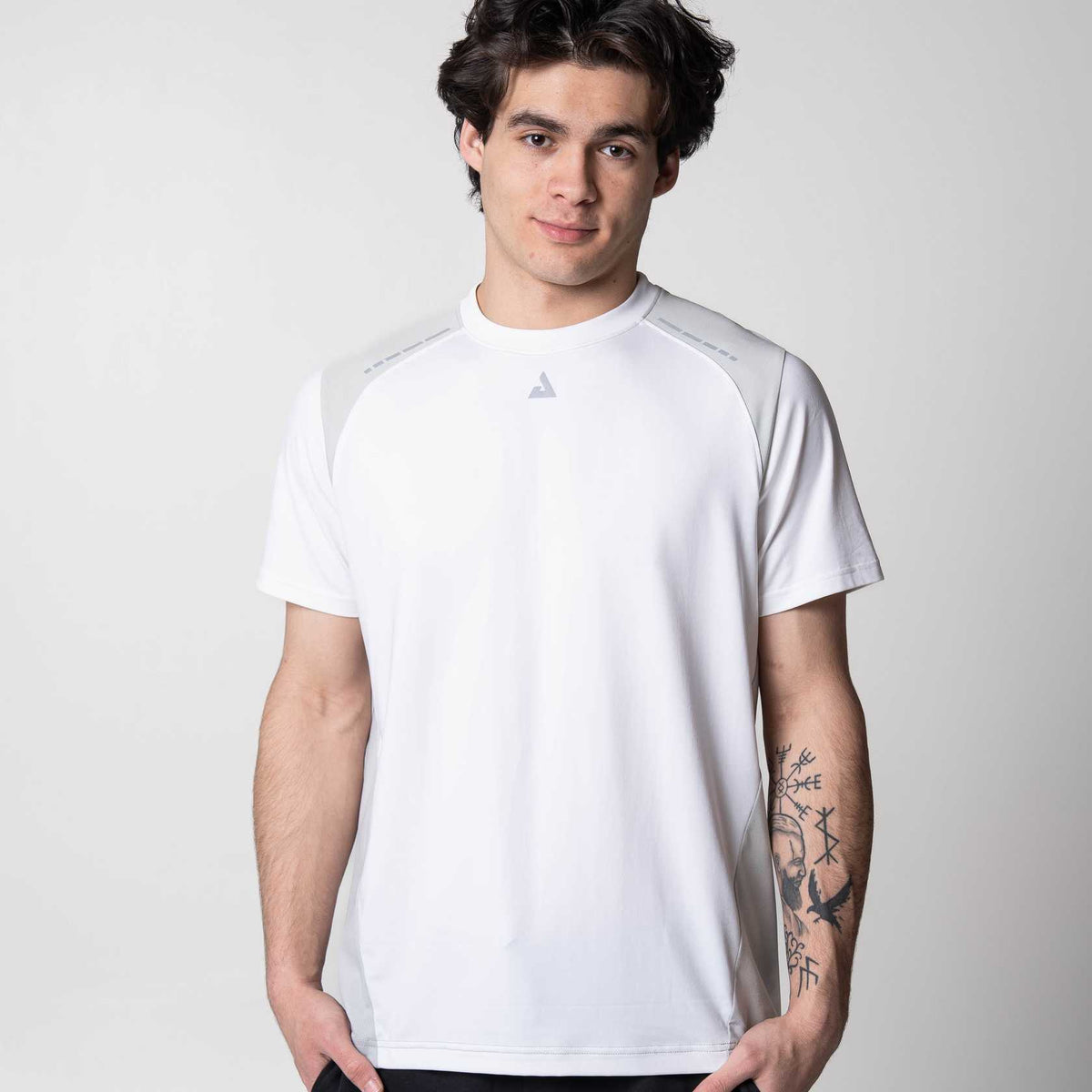 Men's Court Hybrid Short Sleeve Shirt product image