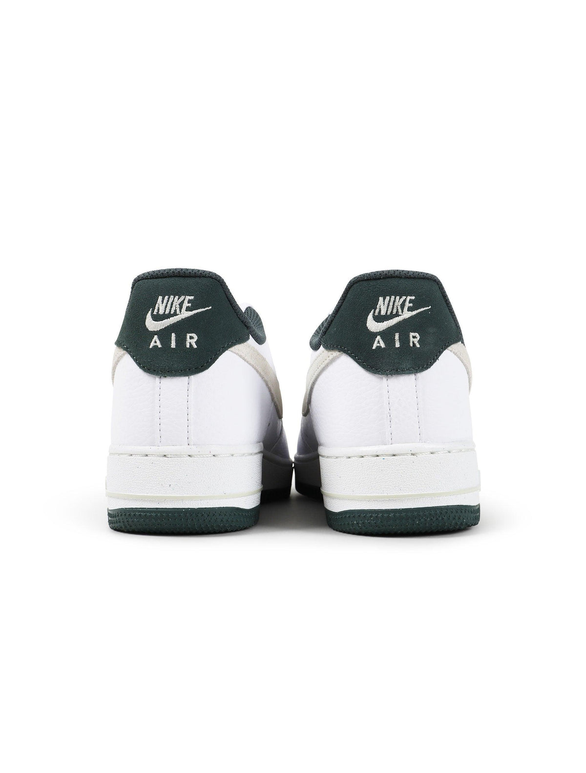 Nike Men's Air Force 1 '07 LV8, Vintage Green, heel pair