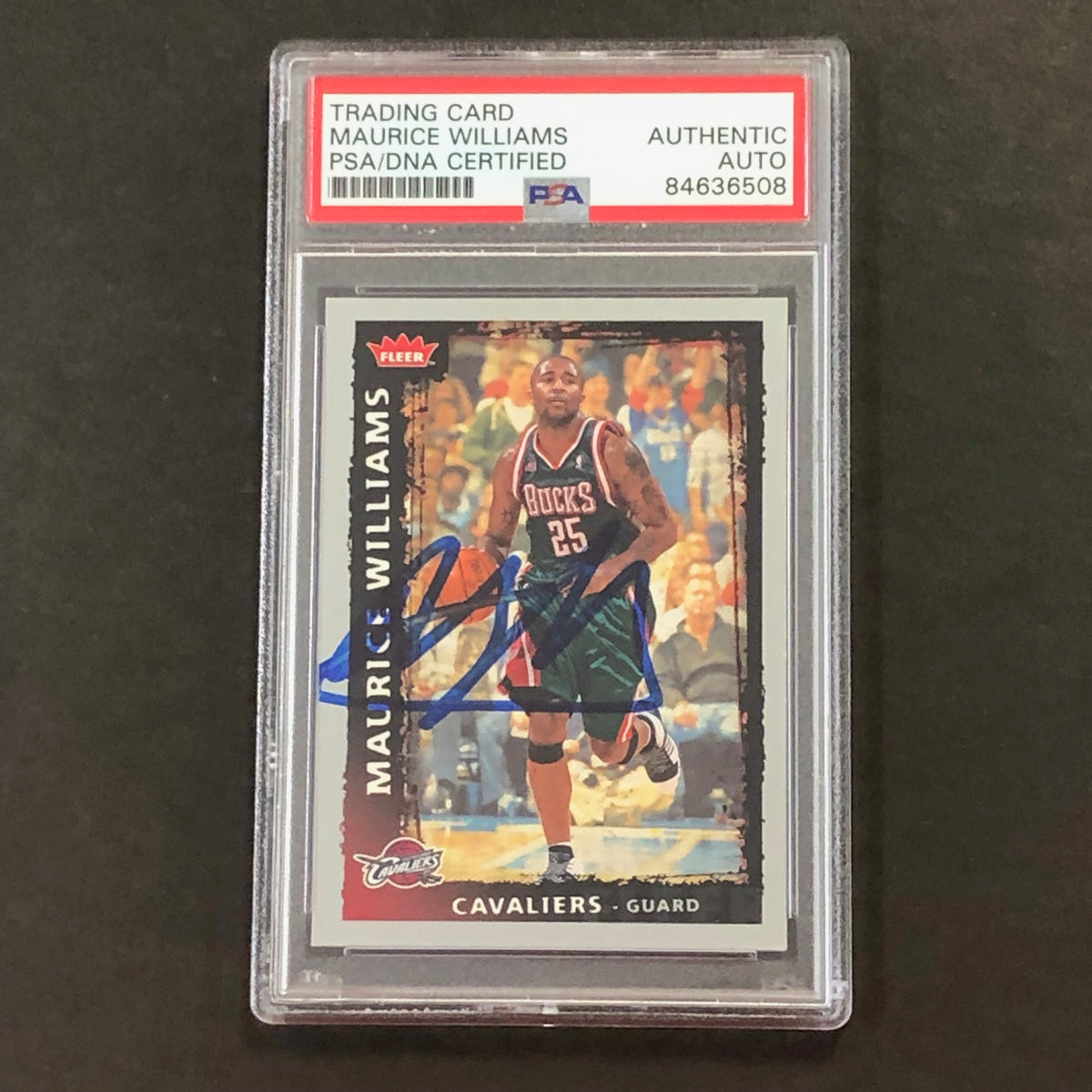 Front of Mo Williams Fleer #28 signed card in PSA/DNA holder