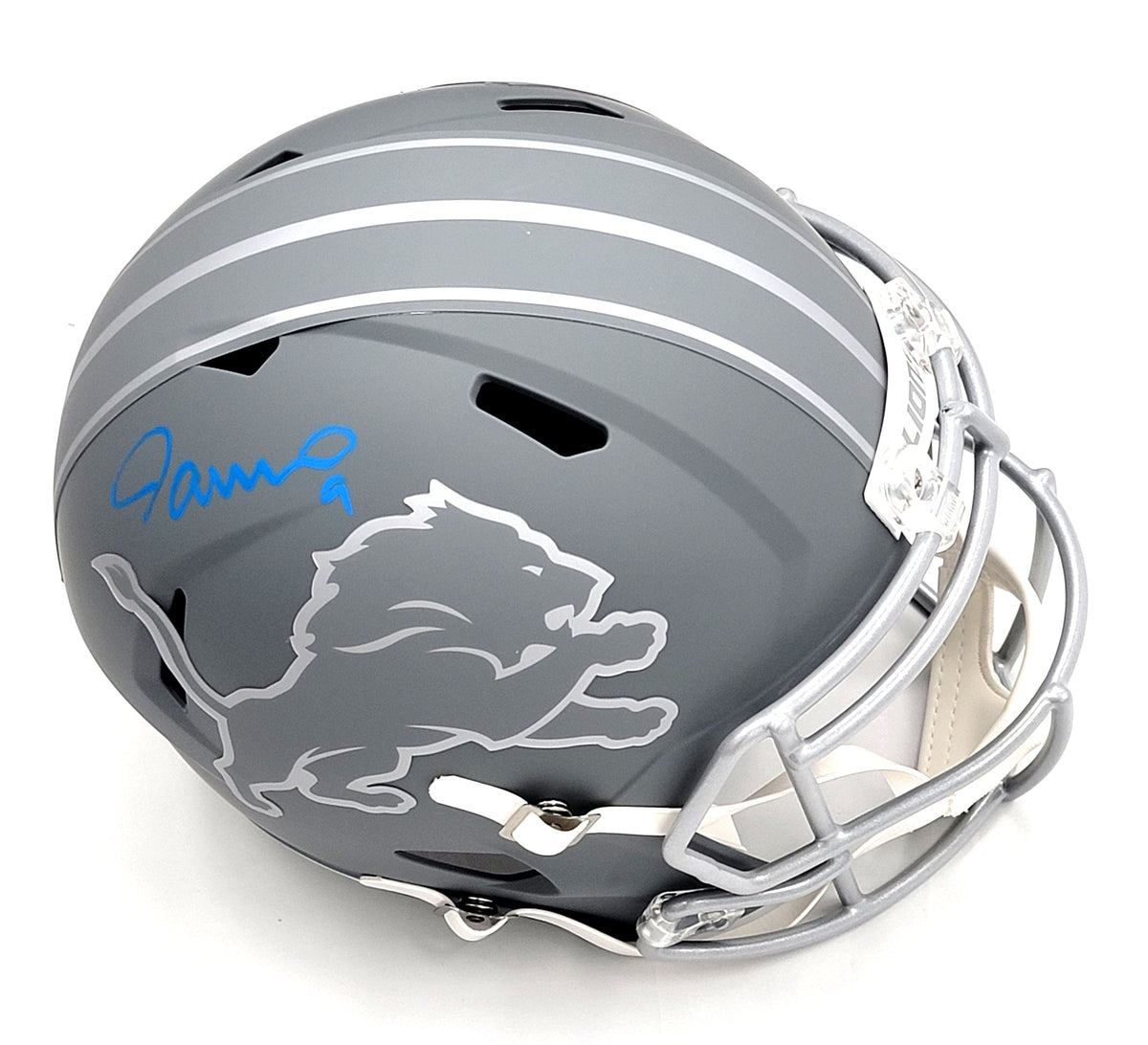 Jameson Williams Autographed Detroit Lions Slate Replica Helmet Beckett Witnessed