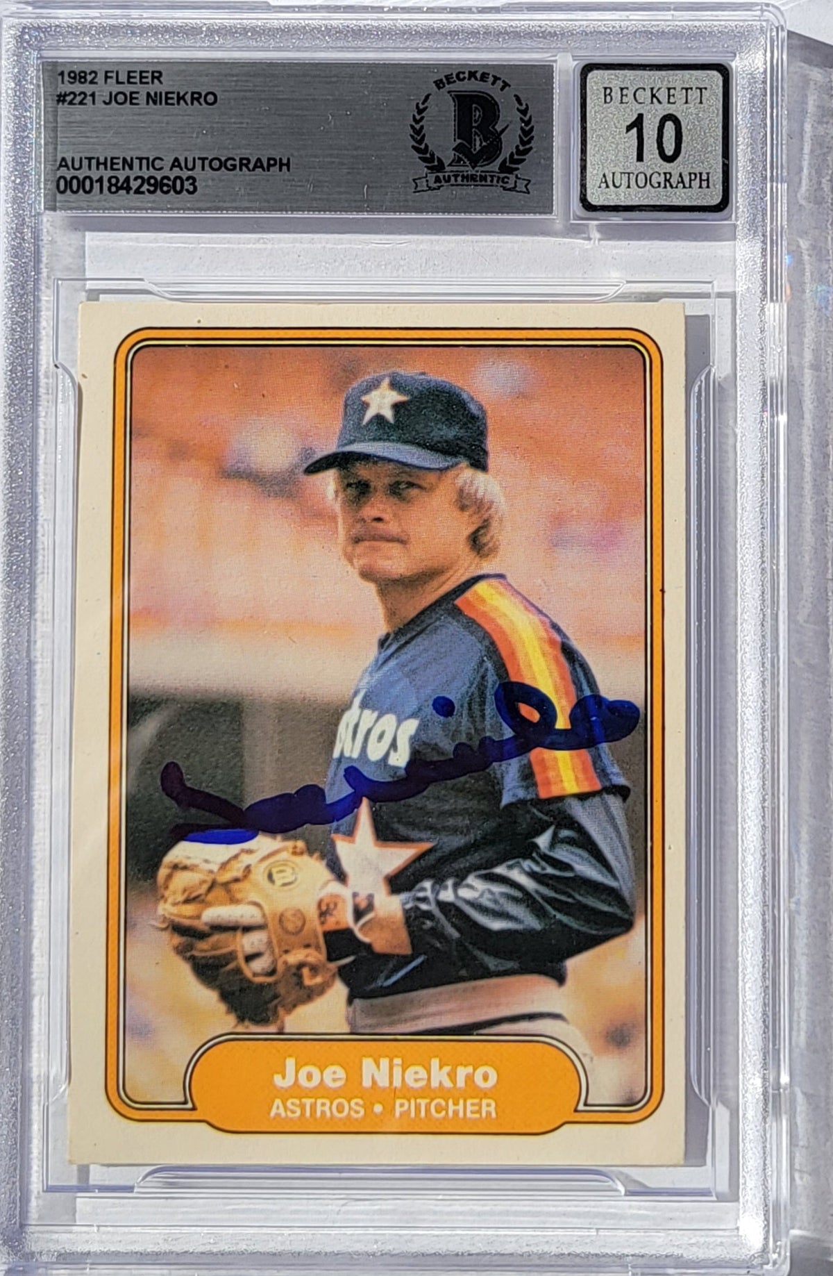 Joe Niekro Autographed Houston Astros 1982 Fleer #221 Card Beckett Graded AUTO 10