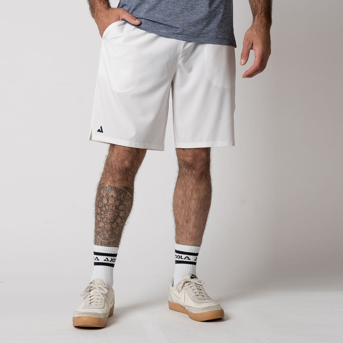 Men's Woven 9" Shorts product image