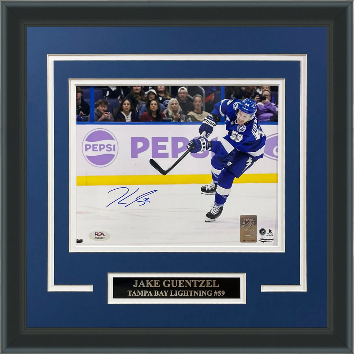 Jake Guentzel Autographed Tampa Bay Lightning Deluxe Framed 8x10 Photo - PSA