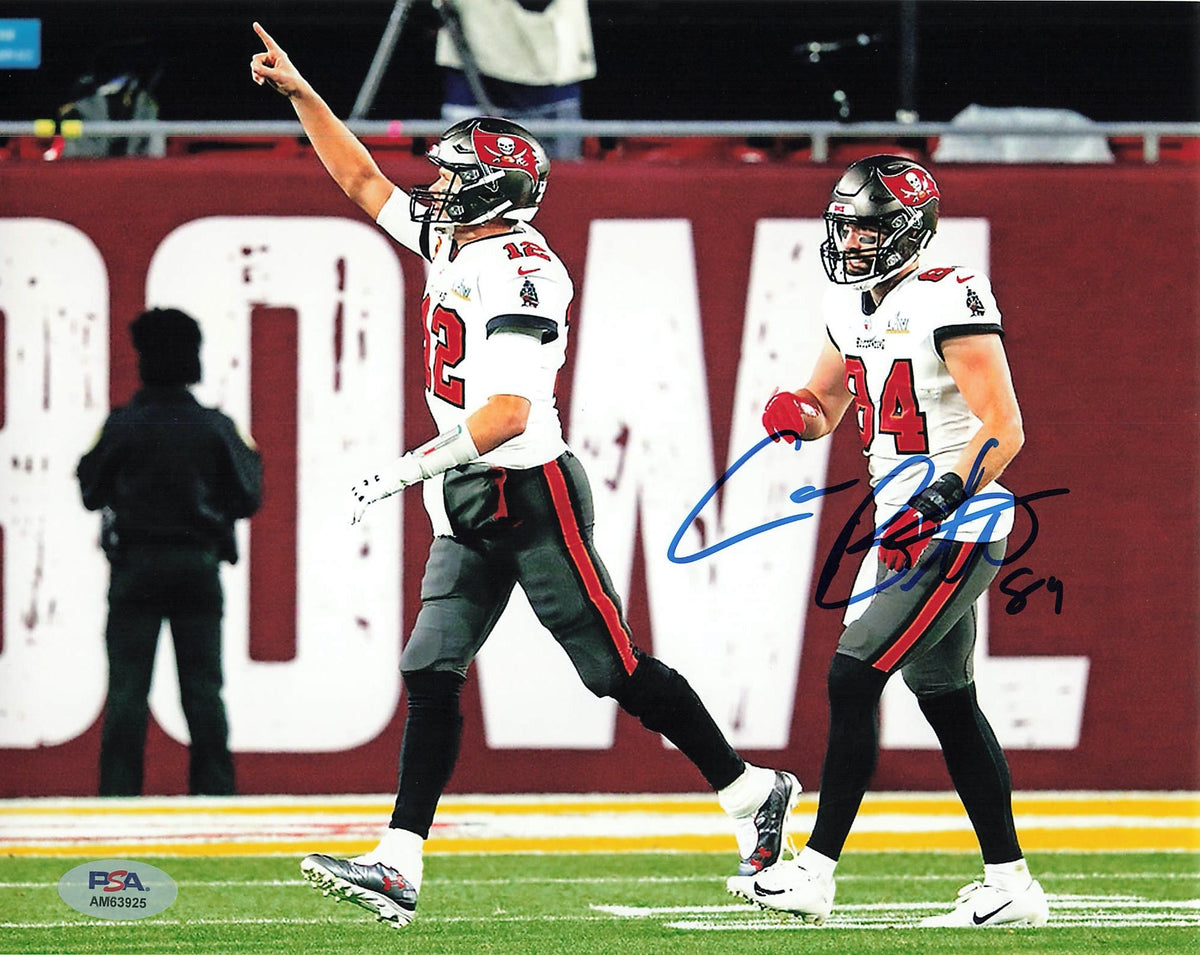 Cameron Brate signed 8x10 photo PSA/DNA Tampa Bay Buccaneers Autographed - original product photo