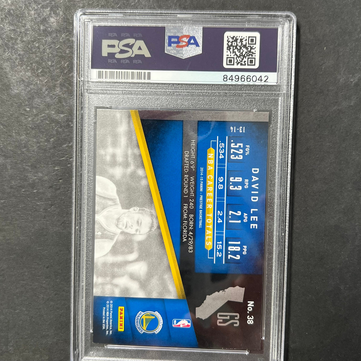 Back of David Lee 2014-15 Prestige #38 card in PSA/DNA holder