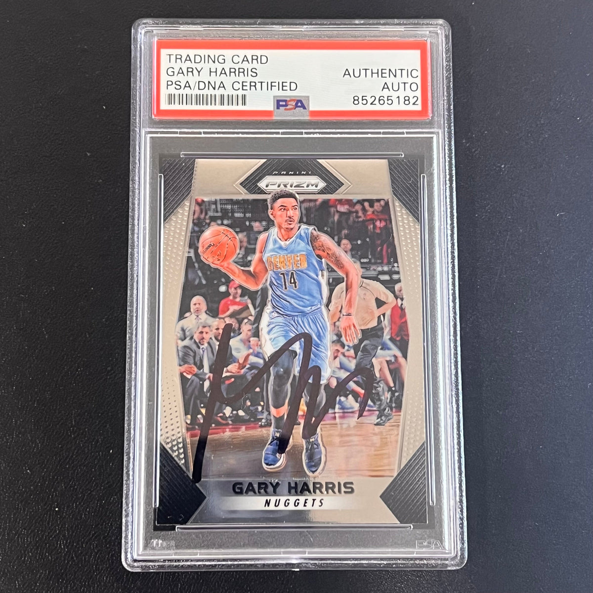 Front of Gary Harris Prizm #165 signed card in PSA/DNA holder