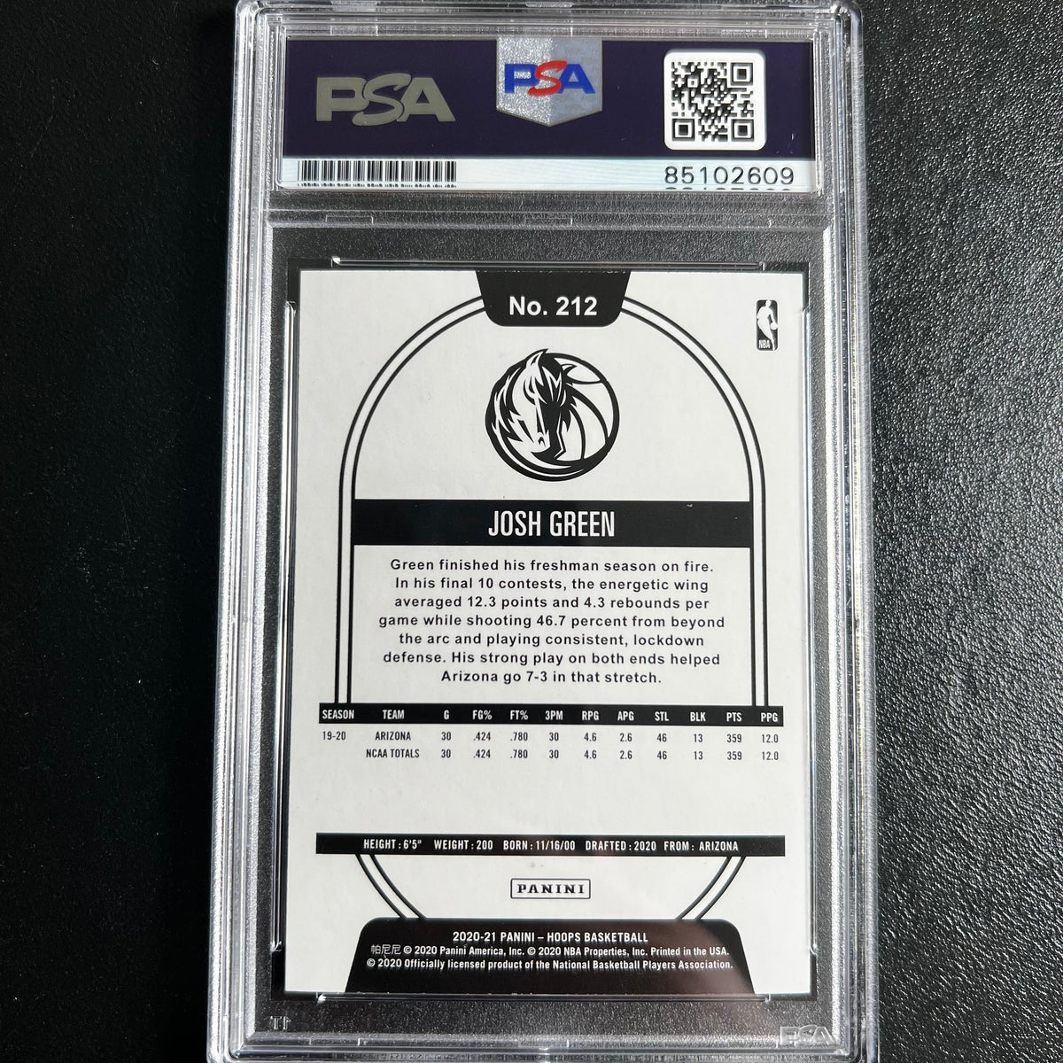 Back of Josh Green 2020-21 Hoops #212 card in PSA/DNA holder