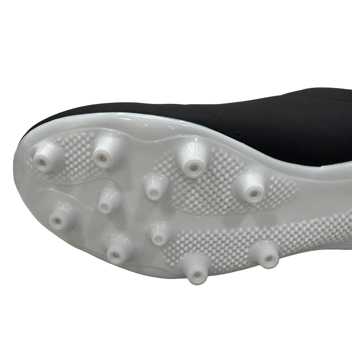 Great Call Athletics Courage Soccer Shoe in Black - stud detail