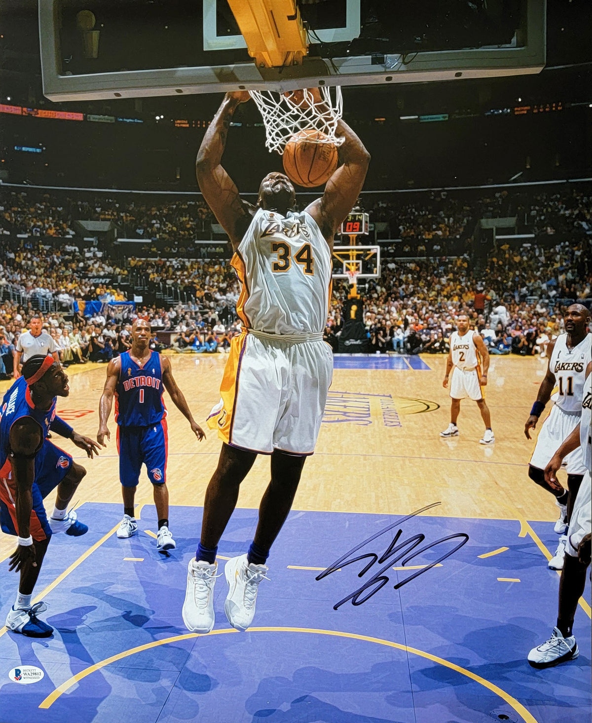 Shaquille O'Neal Autographed Los Angeles Lakers 16x20 Photo White Jersey Beckett Witnessed
