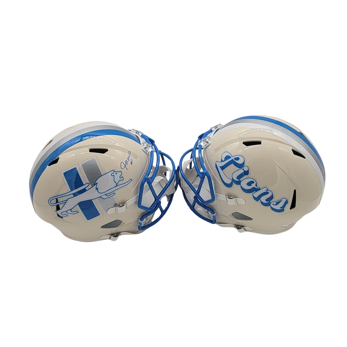 Jameson Williams Autographed Detroit Lions Retro Replica helmet Beckett Witnessed