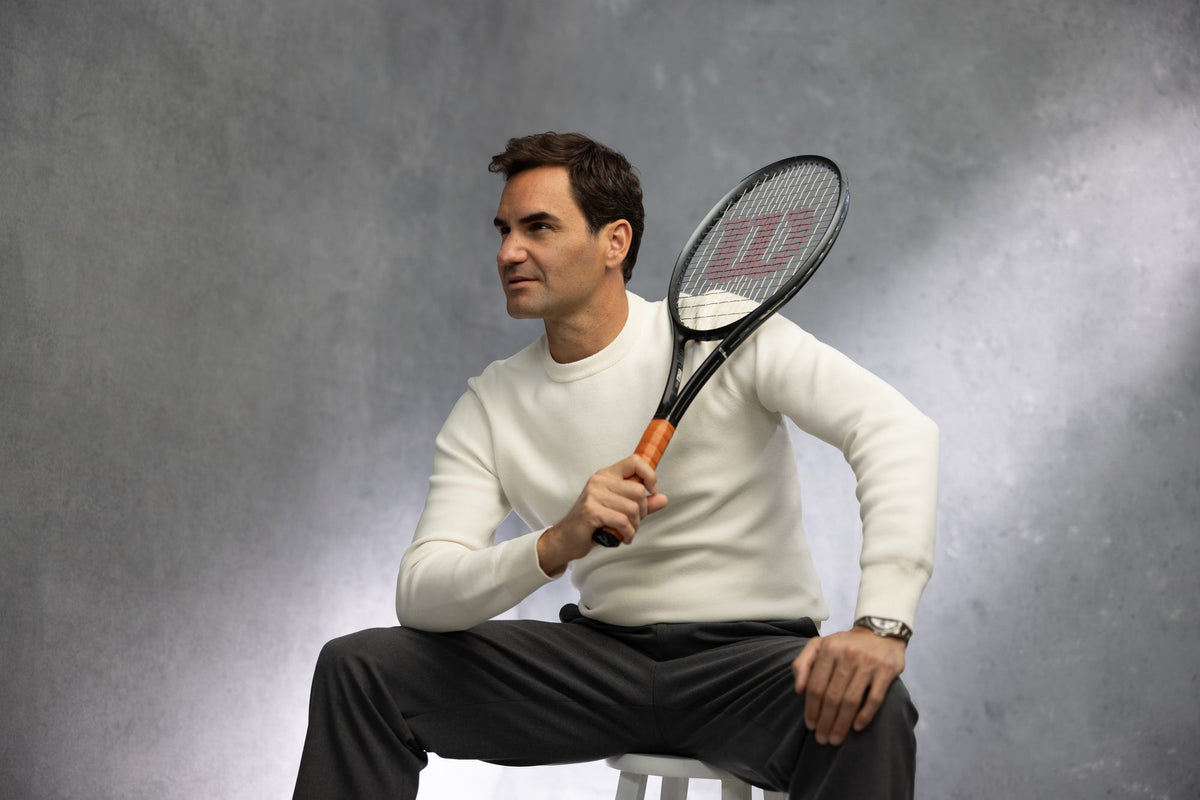 Wilson RF 01 Future Tennis Racket Unstrung, 98 sq in, 280g in Black/Blue - alternate view 8