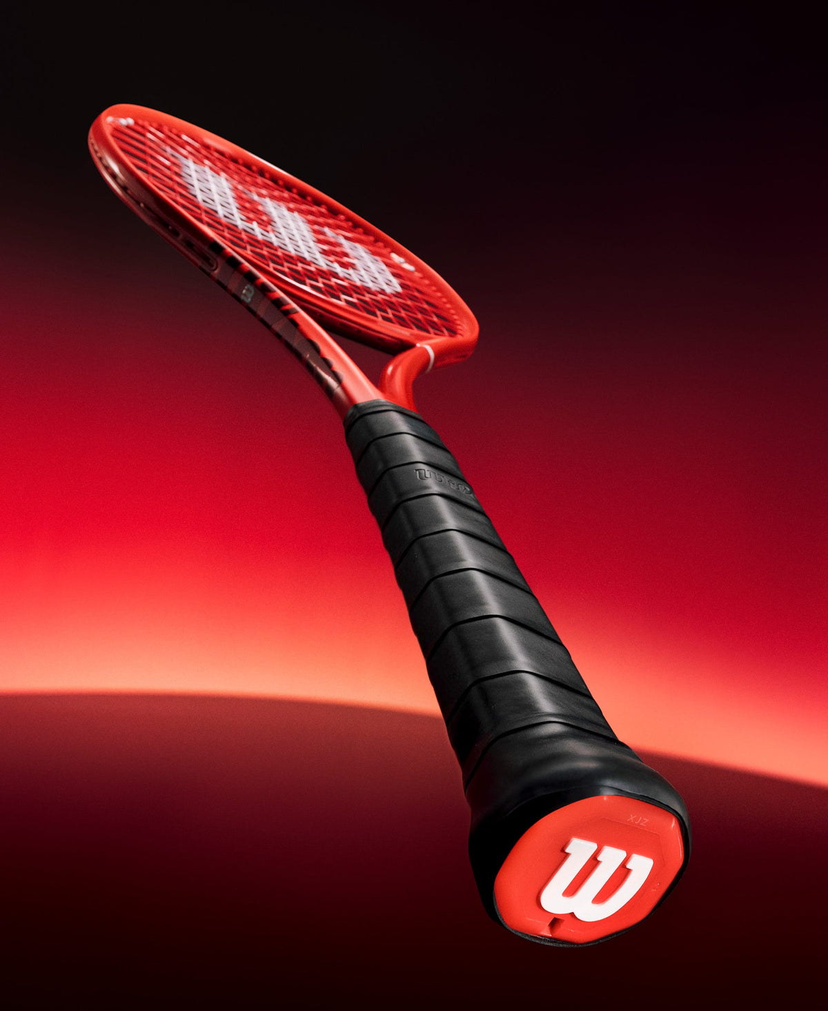 Wilson Defyer 98 Pro V1 Tennis Racket, Unstrung in Red - feature detail