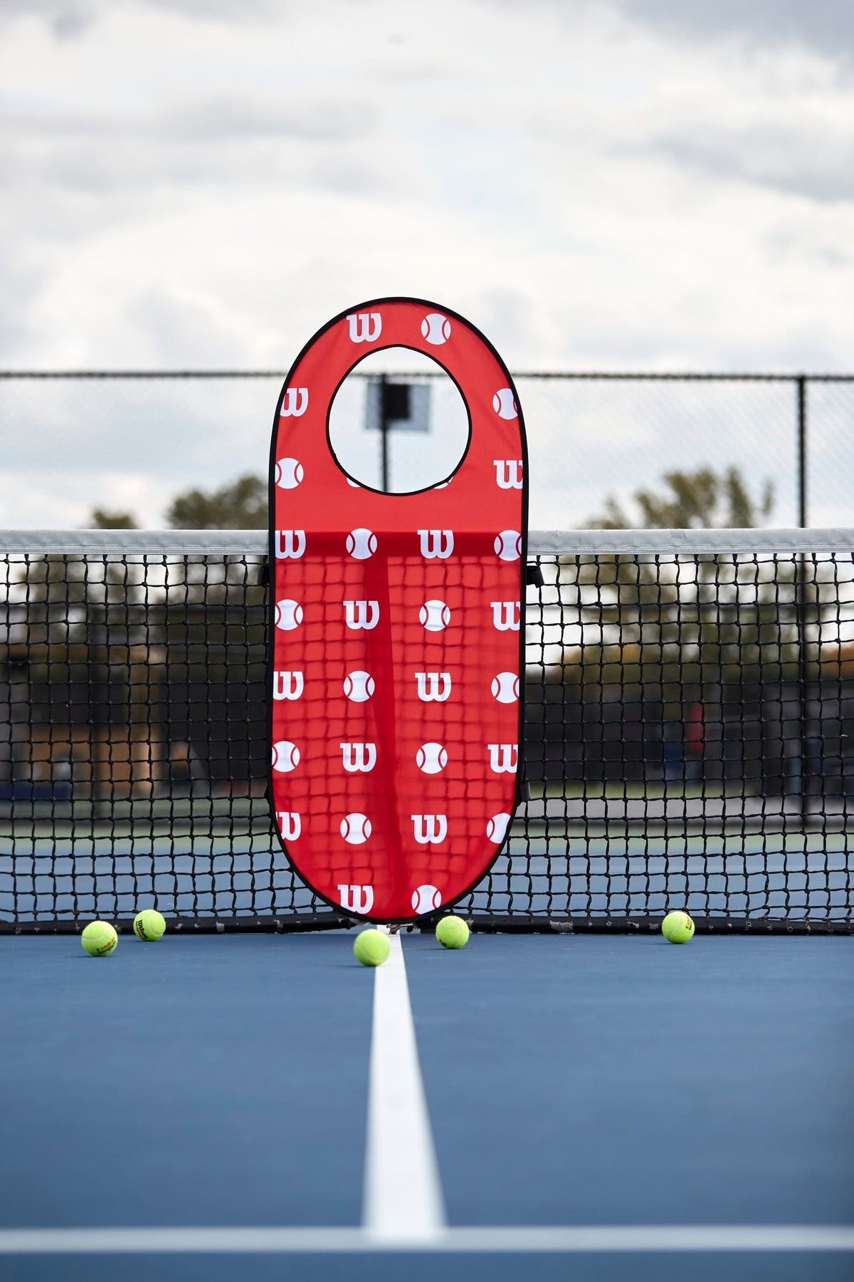 Wilson Pop-Up Tennis Target, Red/White - alternate view 1