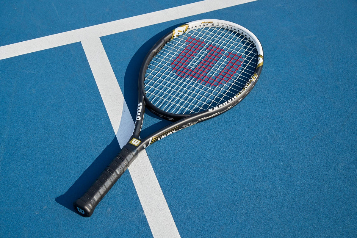 Wilson Hyper Hammer 5.3 Tennis Racket Strung, Black/White - alternate view 1