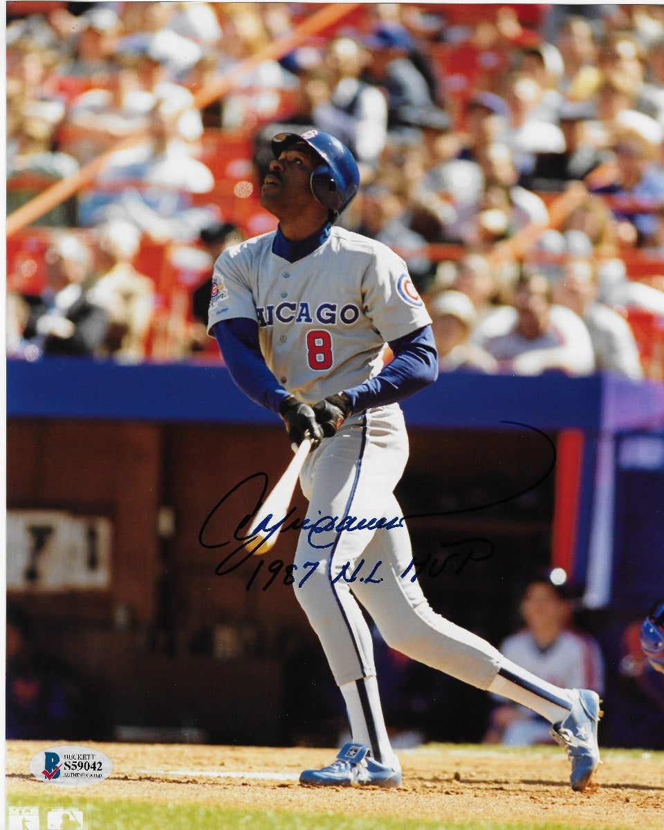 Andre Dawson Autographed Chicago Cubs 8x10 Photo W/1987 N.L. M.V.P. Beckett Authenticated